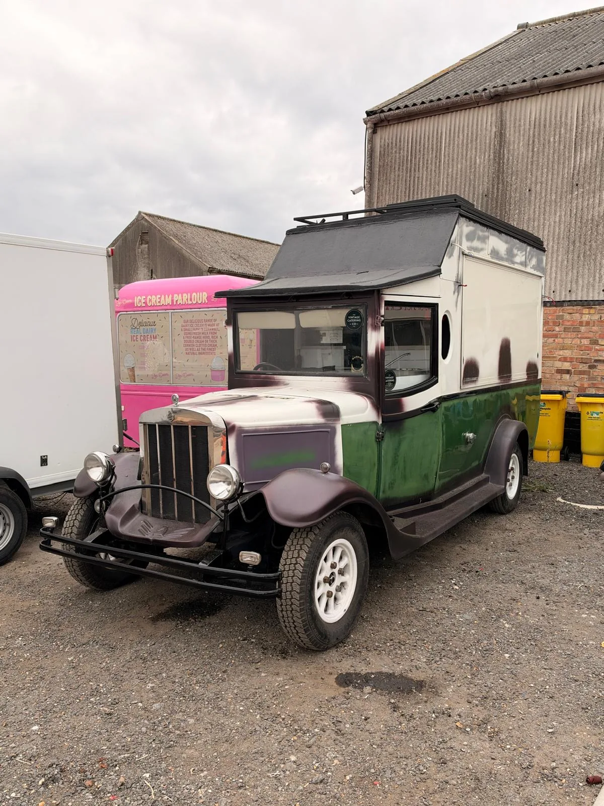 Vintage specialist catering vehicle supported by Hawes & Son